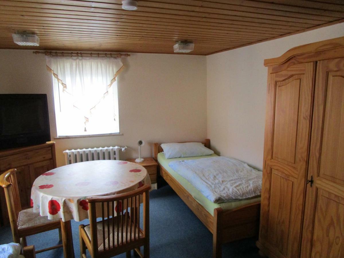 Pension Sabine Lutzen Bagian luar foto