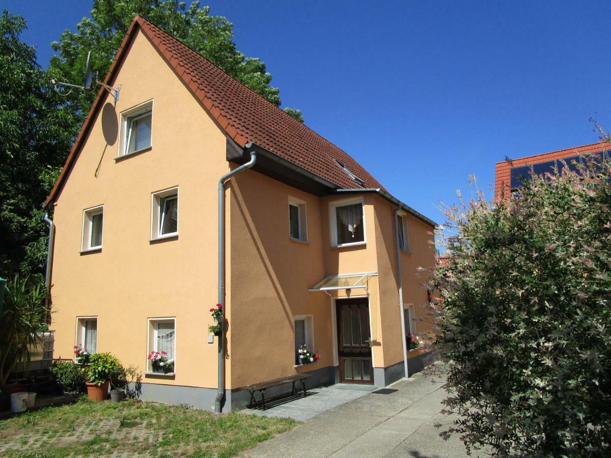 Pension Sabine Lutzen Bagian luar foto